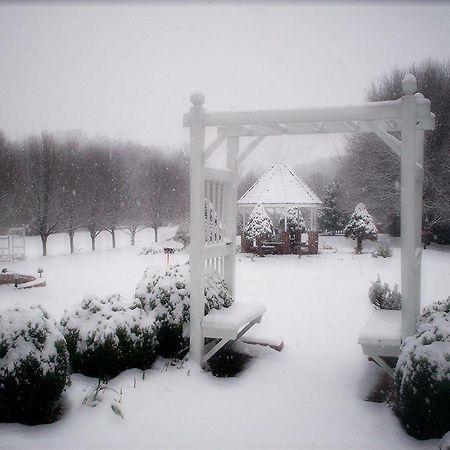 High Meadows Vineyard Inn Scottsville Exterior foto