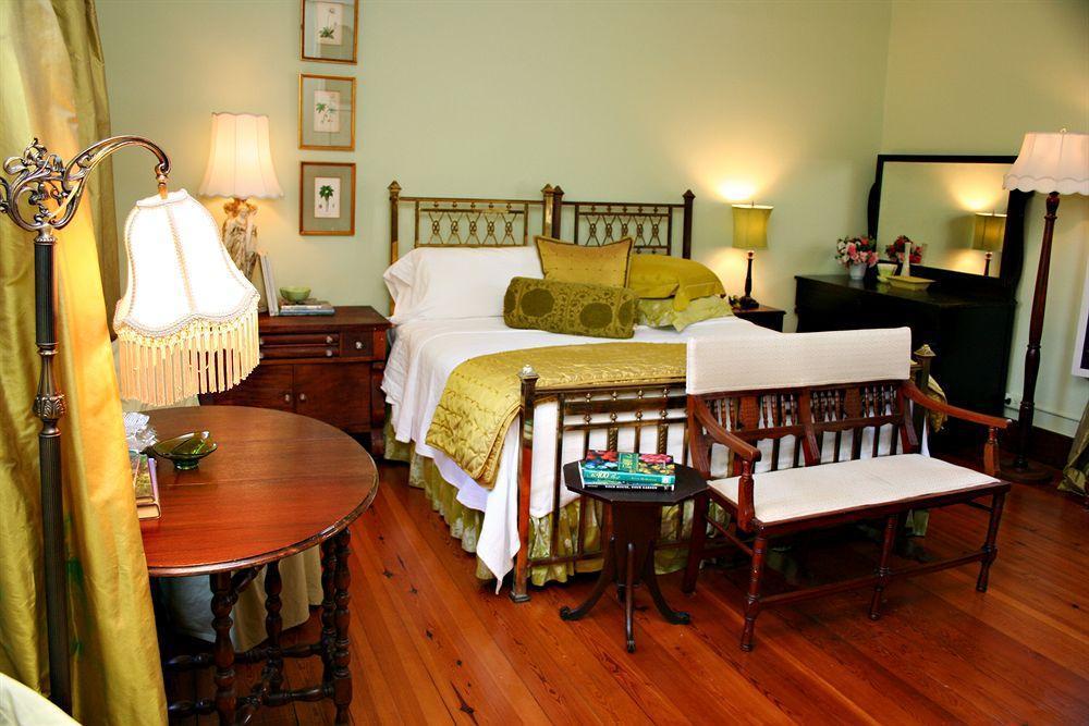 High Meadows Vineyard Inn Scottsville Exterior foto