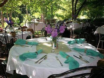 High Meadows Vineyard Inn Scottsville Exterior foto
